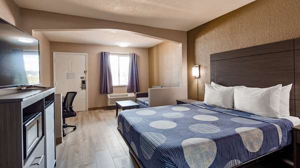  - SureStay Hotel by Best Western Olathe - I-35, Exit 218