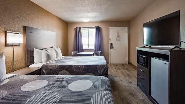  - SureStay Hotel by Best Western Olathe - I-35, Exit 218