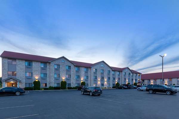 Exterior view - Wingate by Wyndham Hotel Wisconsin Dells - I-90 & I-94, Exit 89