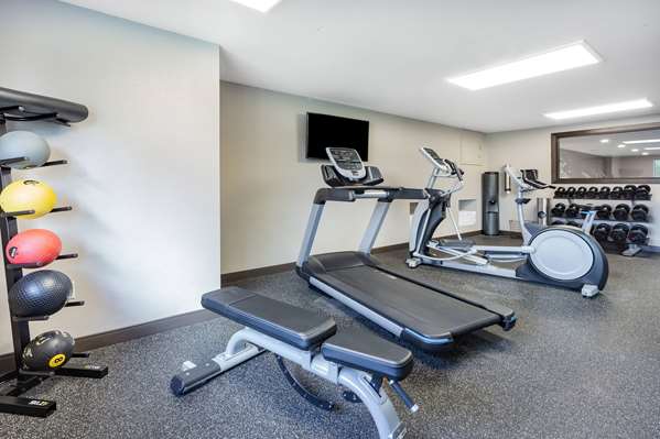 Fitness/ Exercise Room - Wingate by Wyndham Hotel Wisconsin Dells - I-90 & I-94, Exit 89