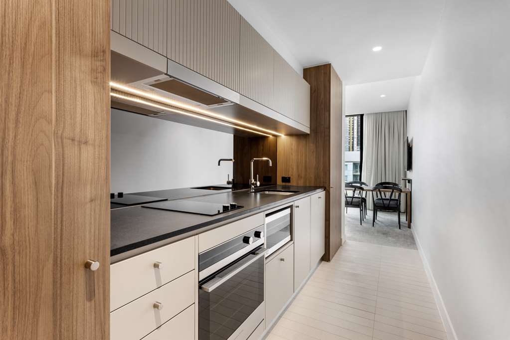 Adina Melbourne Southbank-guestroom-Guest Room,Guest Room Amenity,Kitchen/Kitchenette,On-Site.jpg