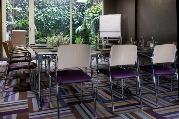 100 Luxury Suites by Preferred