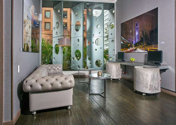 100 Luxury Suites by Preferred