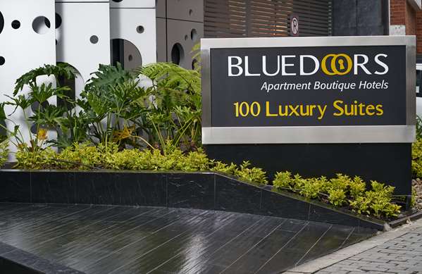 100 Luxury Suites by Preferred