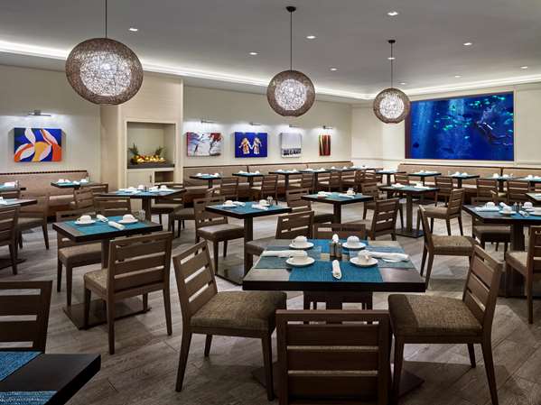 Restaurant - Alohilani Resort at Waikiki Beach Honolulu