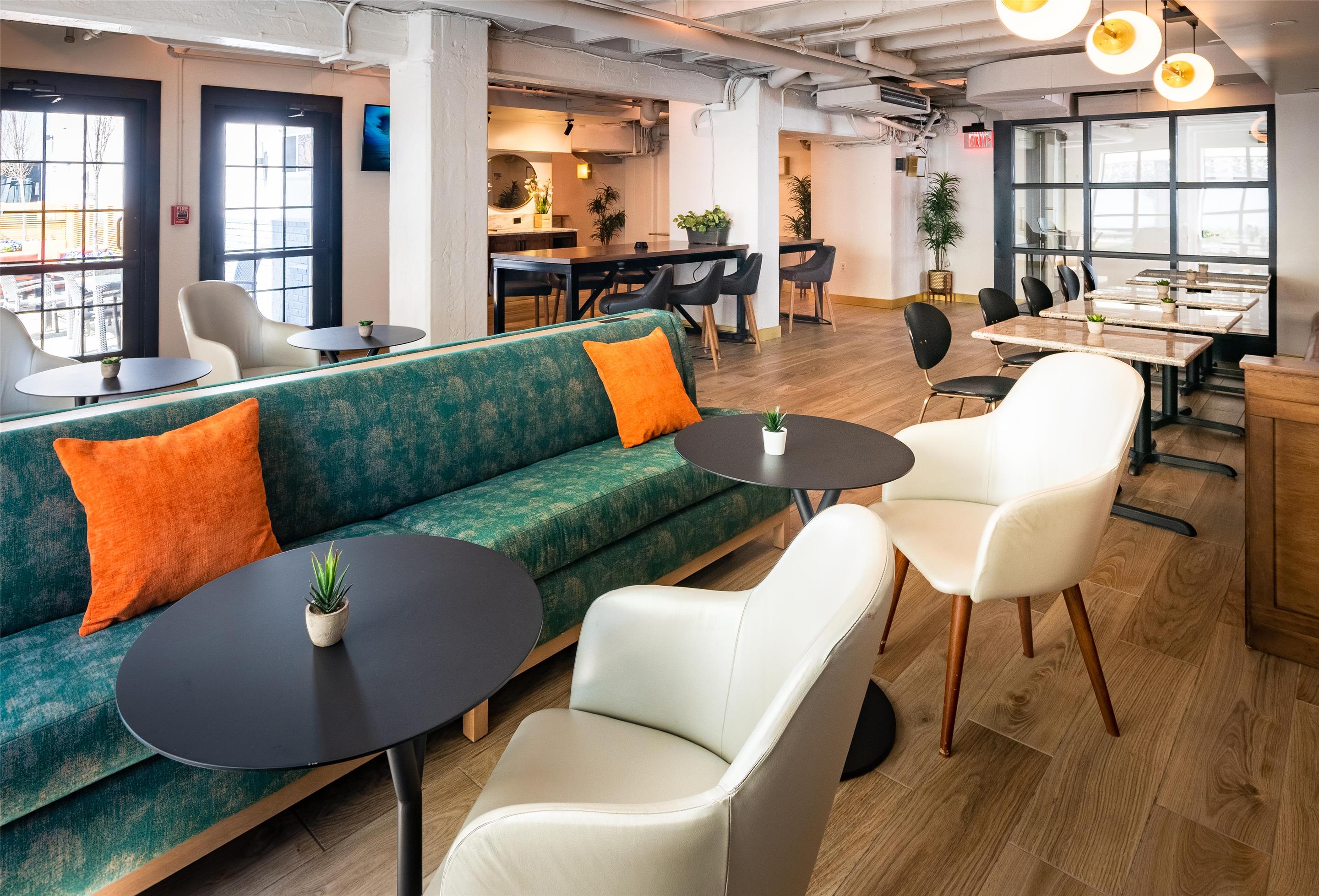 Recreation/Workspace Area