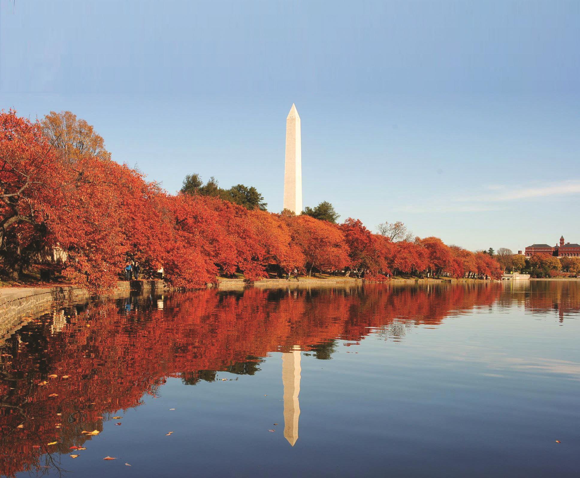Washington Monument in Autumn