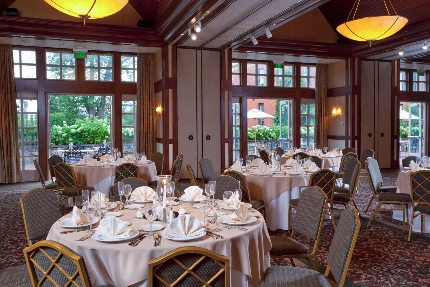 Beechwood Hotel Worcester, MA See Discounts