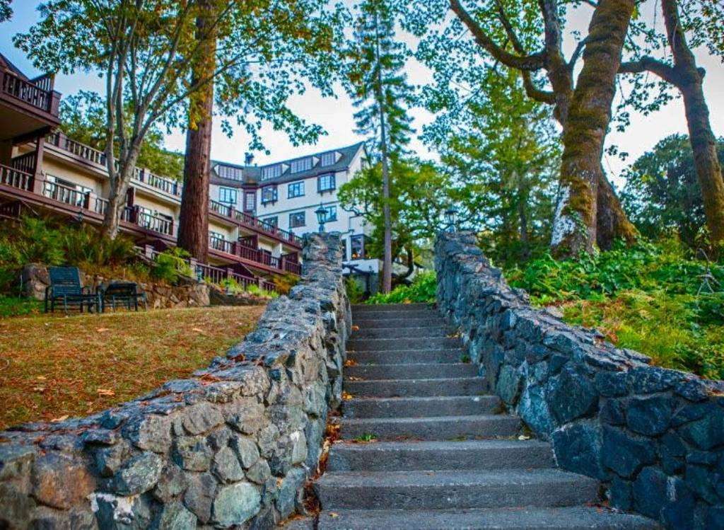 Benbow Inn Garberville, CA See Discounts