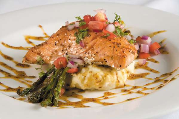 Restaurant - Historic Boone Tavern Hotel & Restaurant Berea