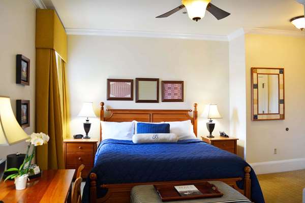  - Historic Boone Tavern Hotel & Restaurant Berea