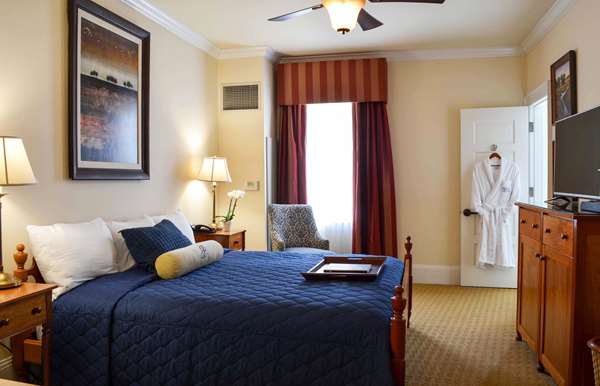  - Historic Boone Tavern Hotel & Restaurant Berea