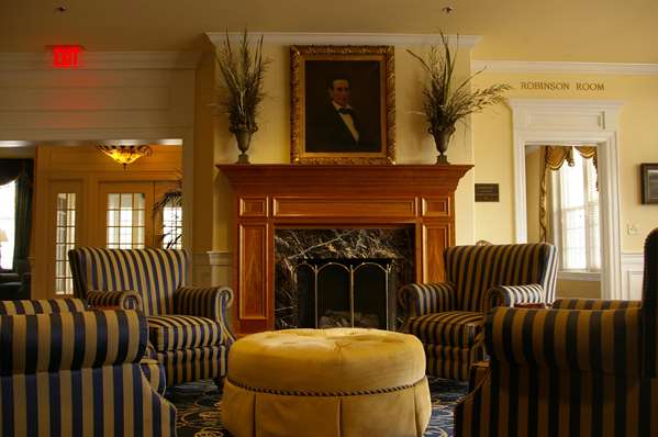  - Historic Boone Tavern Hotel & Restaurant Berea
