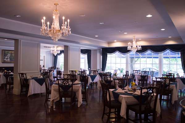 Restaurant - Historic Boone Tavern Hotel & Restaurant Berea