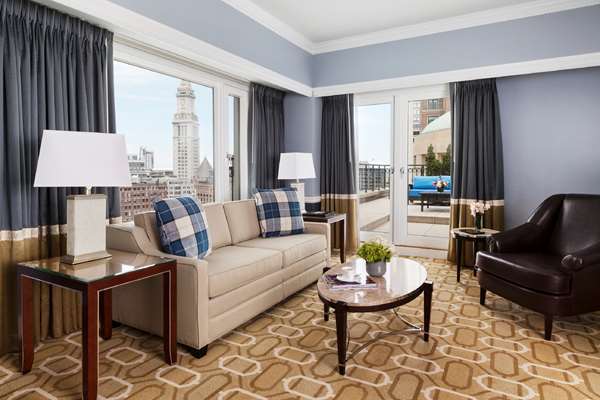 Suite - Boston Harbor Hotel
