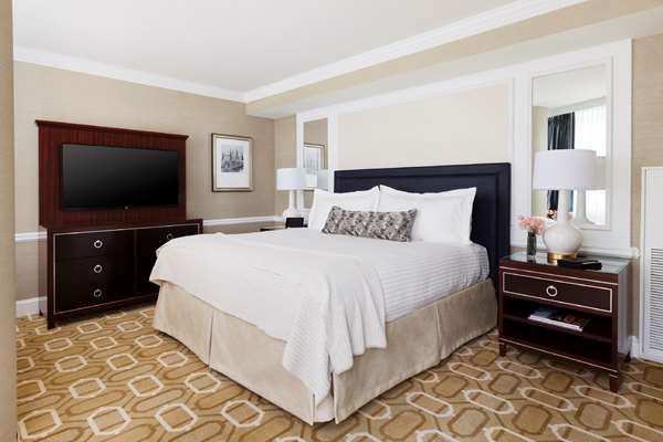 Suite - Boston Harbor Hotel