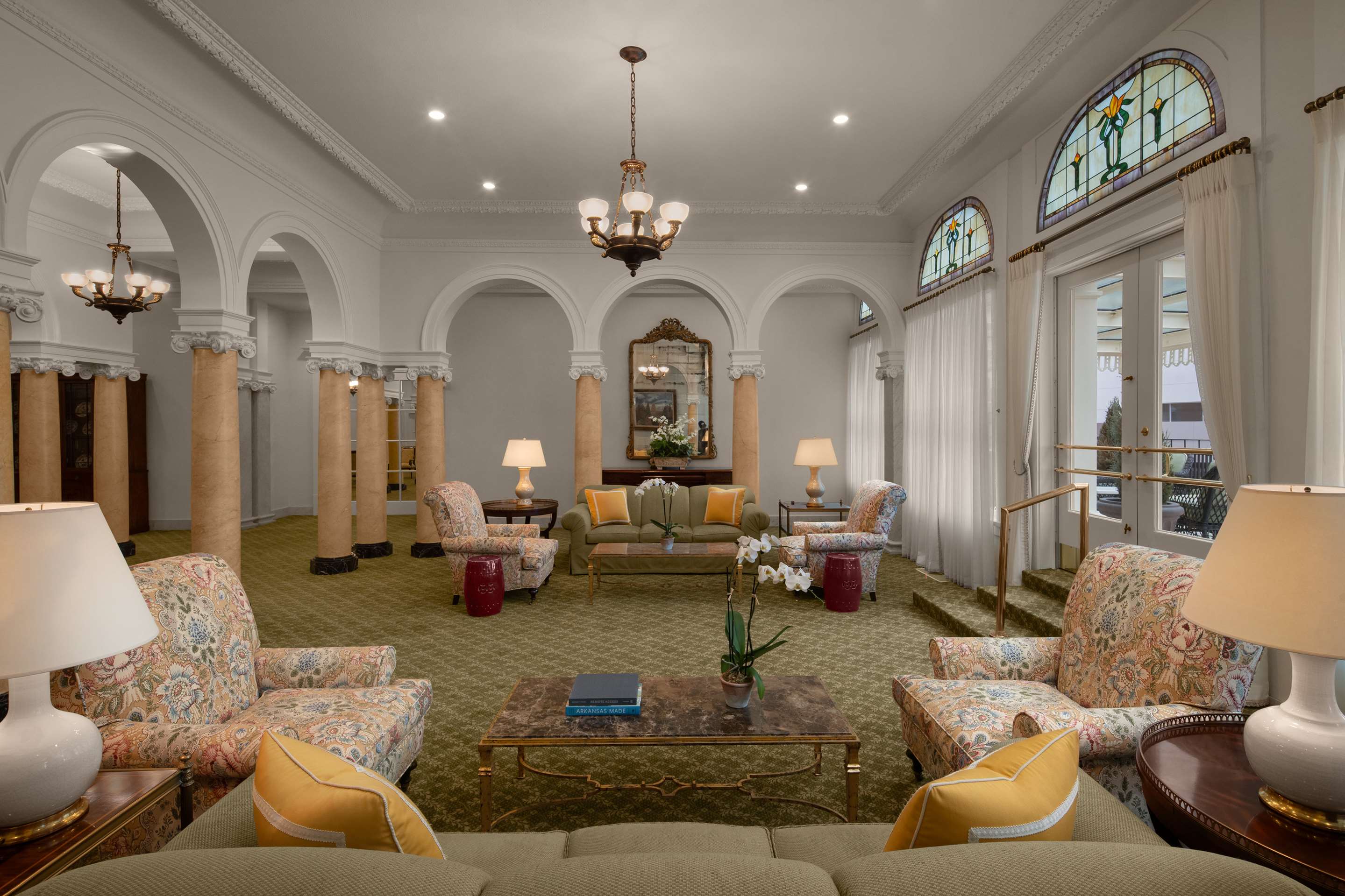 Mezzanine | Capital Hotel