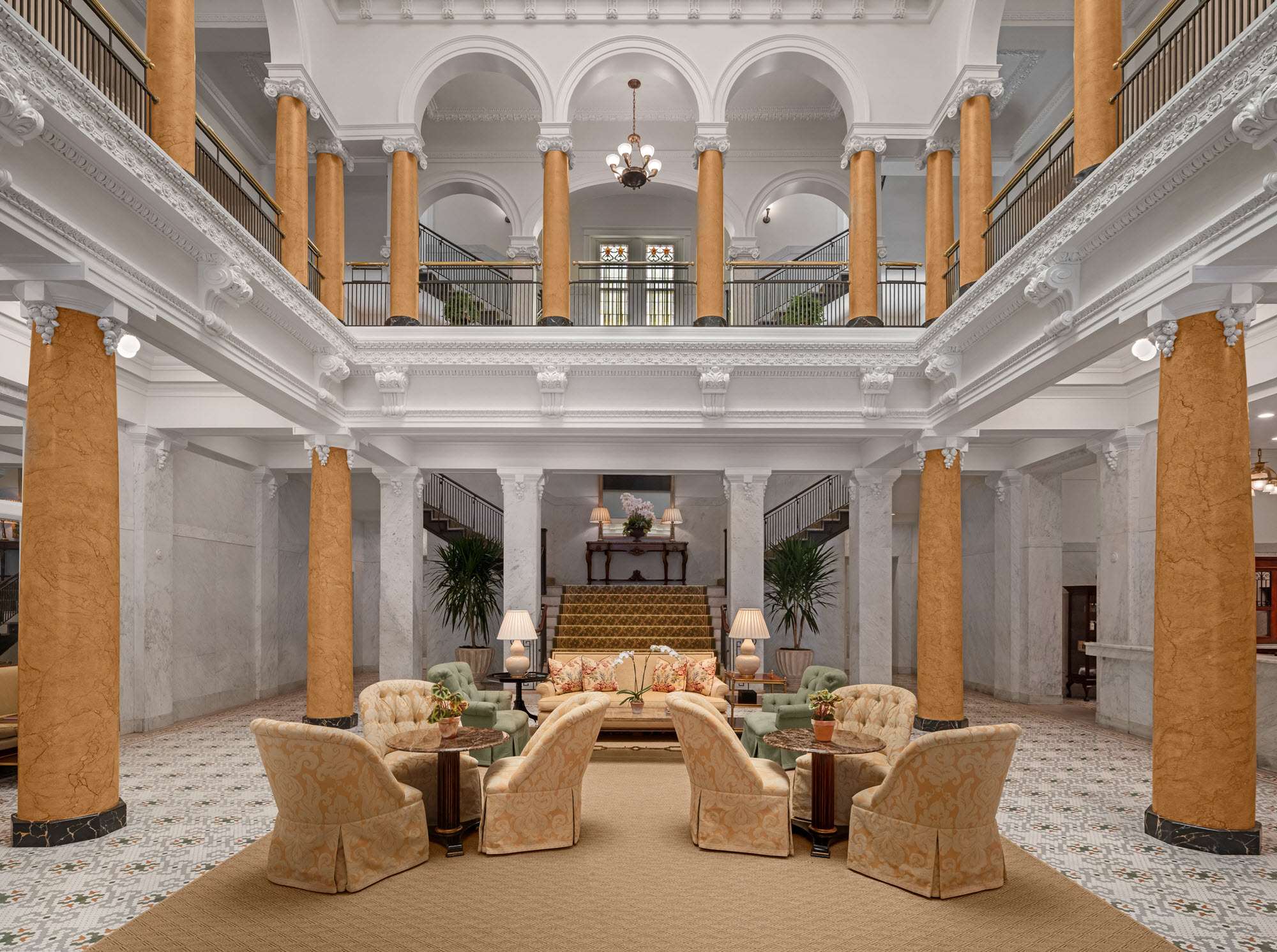 Lobby | Capital Hotel
