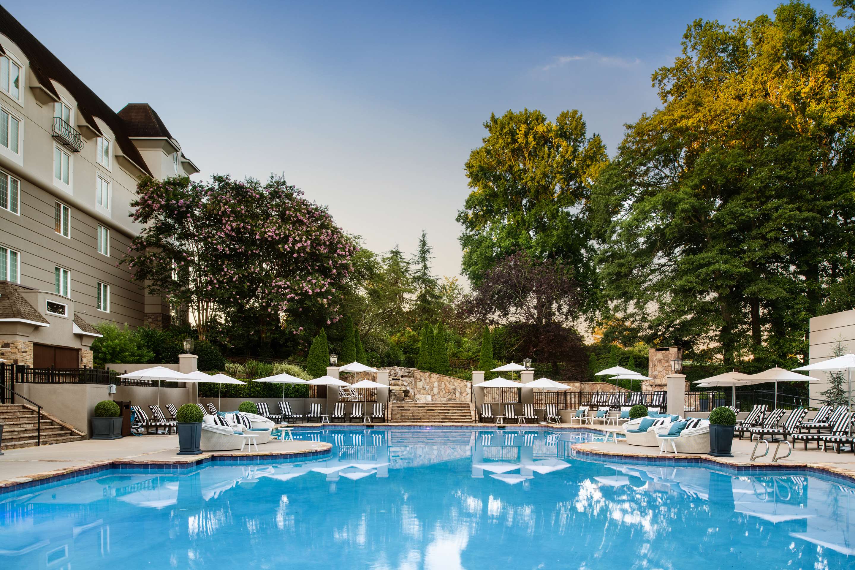 pool | Chateau Elan