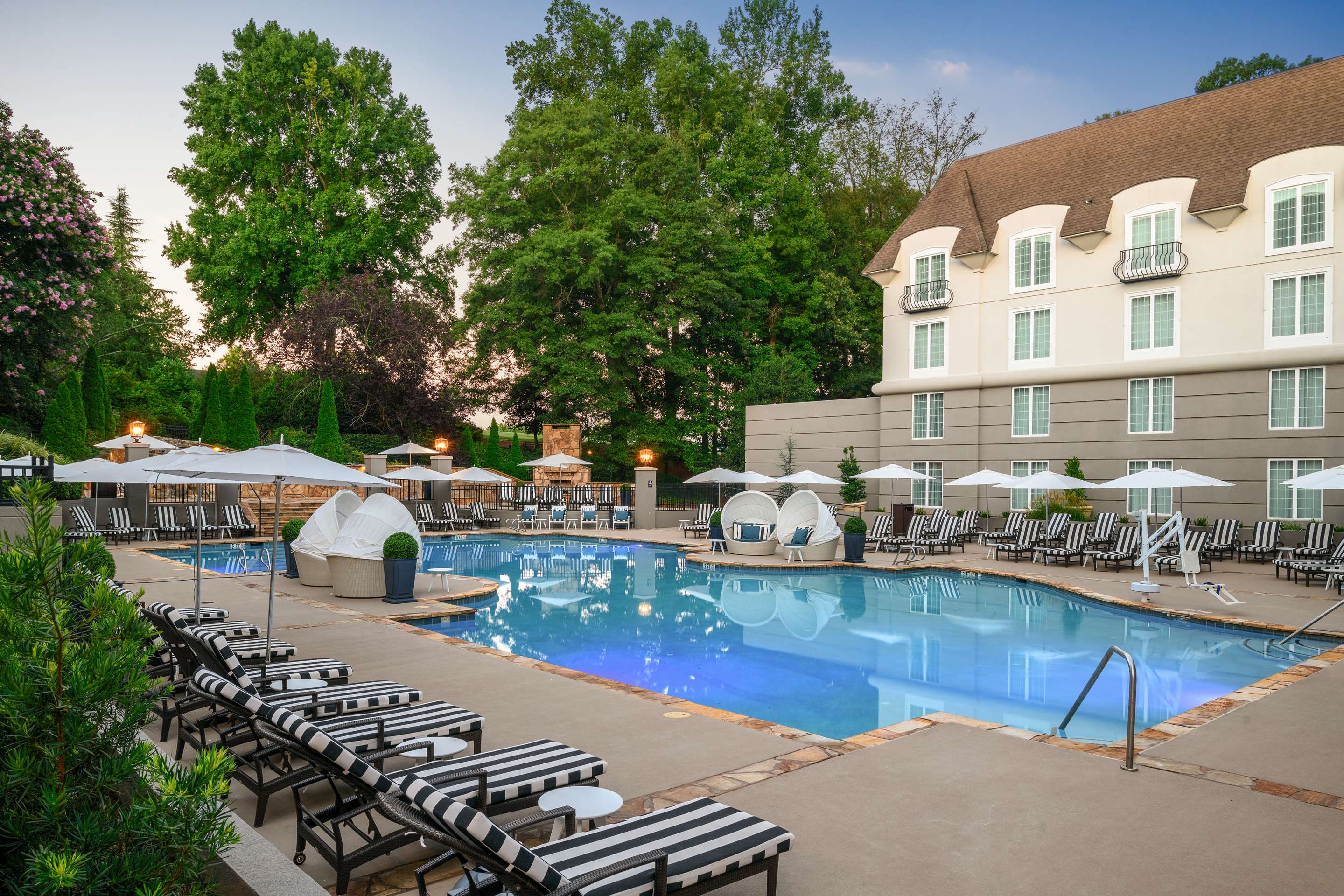 pool | Chateau Elan