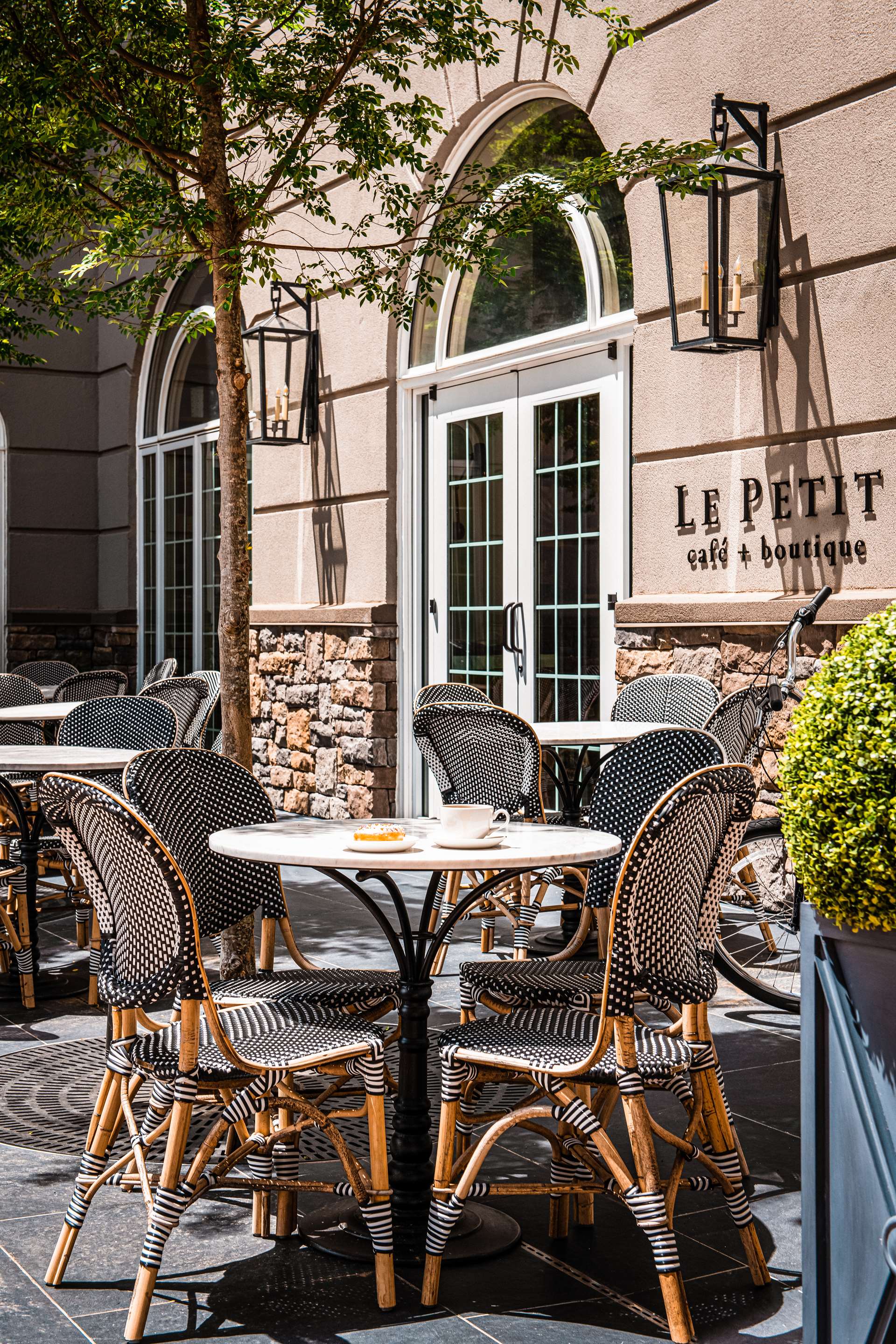 Le Petit | Chateau Elan