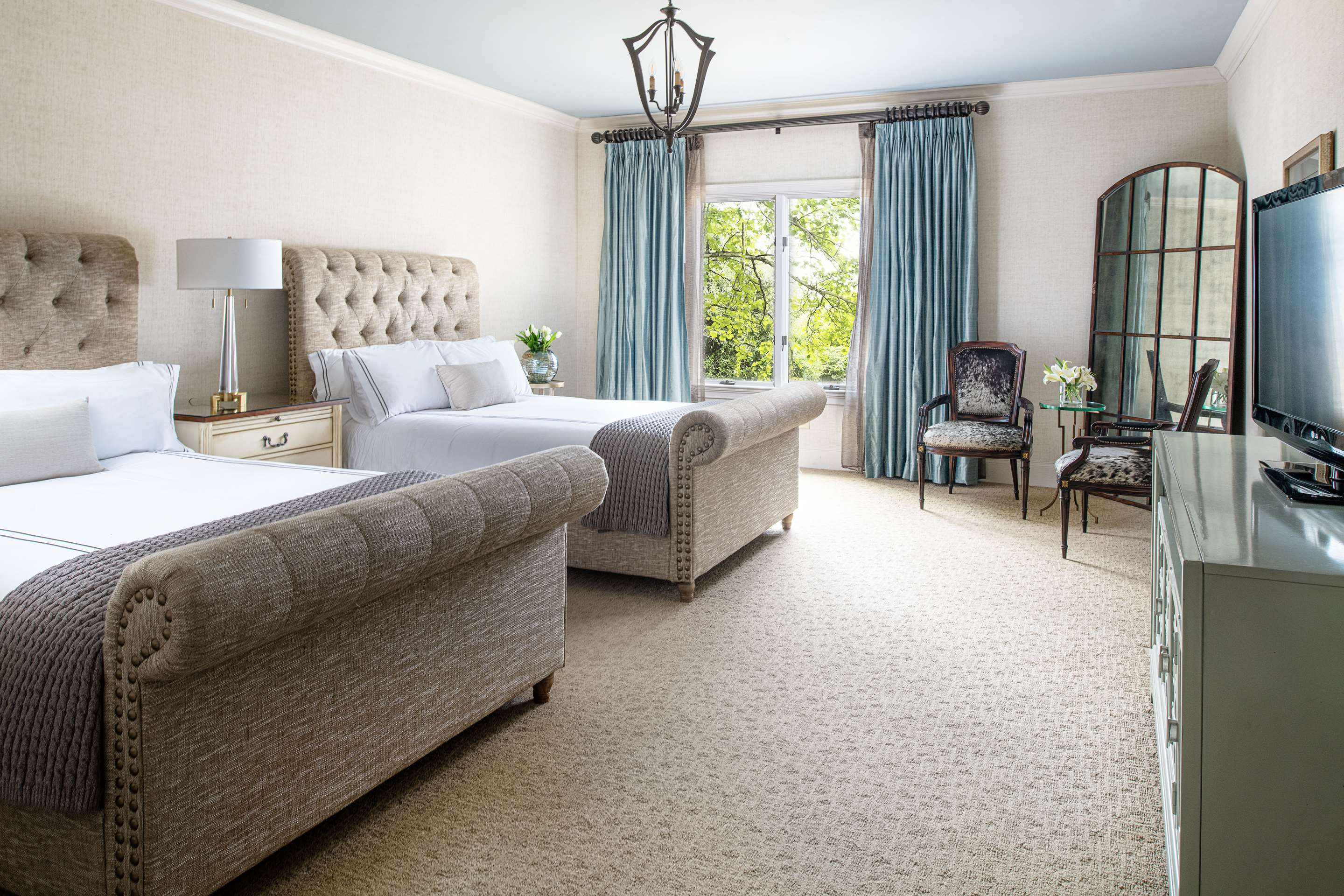Spa Double Bed Suite | Chateau Elan