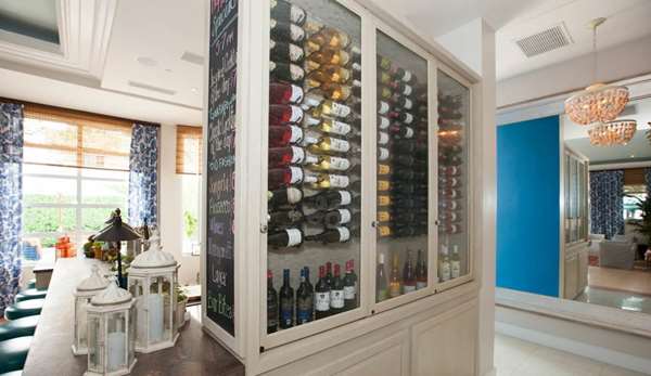 Bar - Circa 39 Hotel Miami Beach