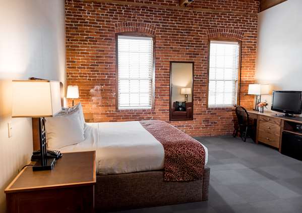  - Cork Factory Hotel Lancaster