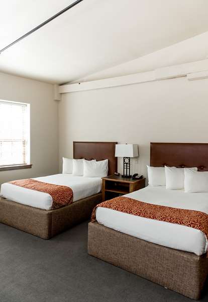  - Cork Factory Hotel Lancaster