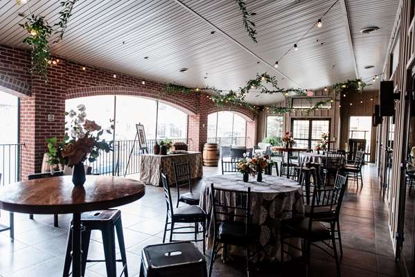  - Cork Factory Hotel Lancaster