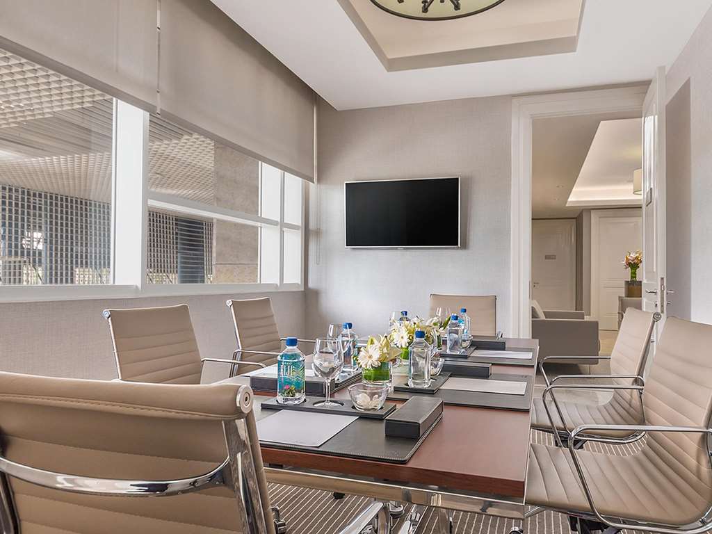 Discovery Primea Makati