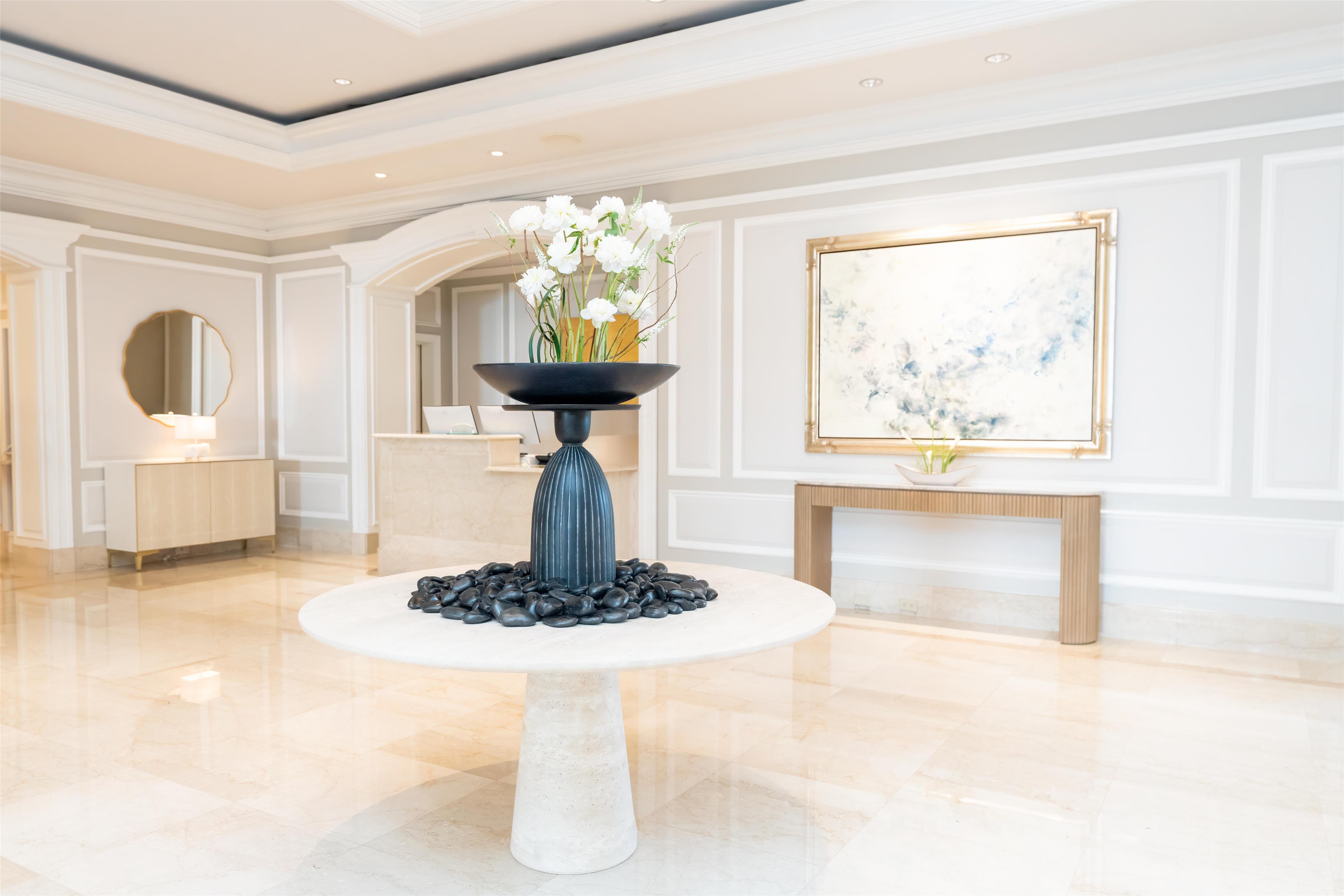 Lobby, Eau Palm Beach, FL | Eau Resort & Spa