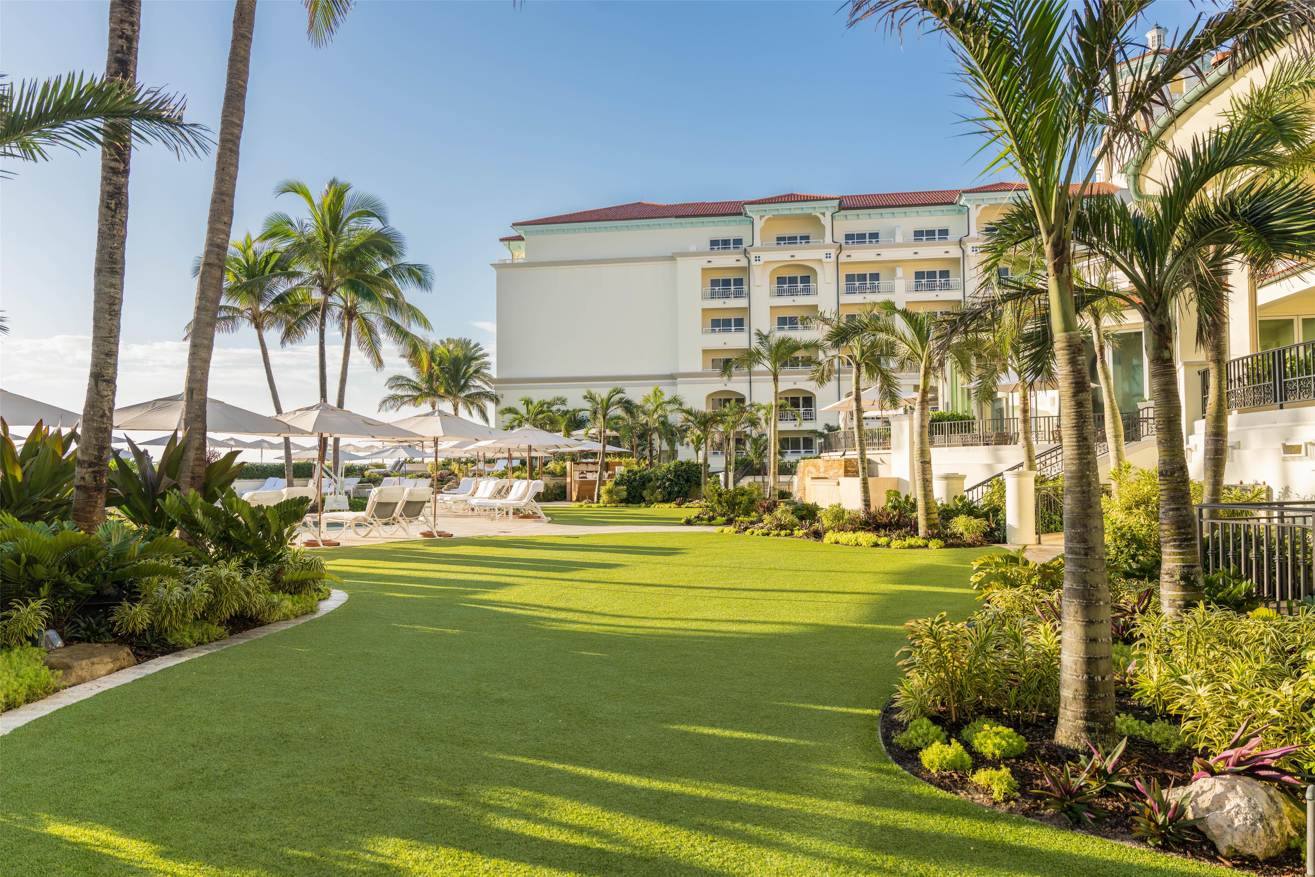 Resort lawn | Eau Resort & Spa