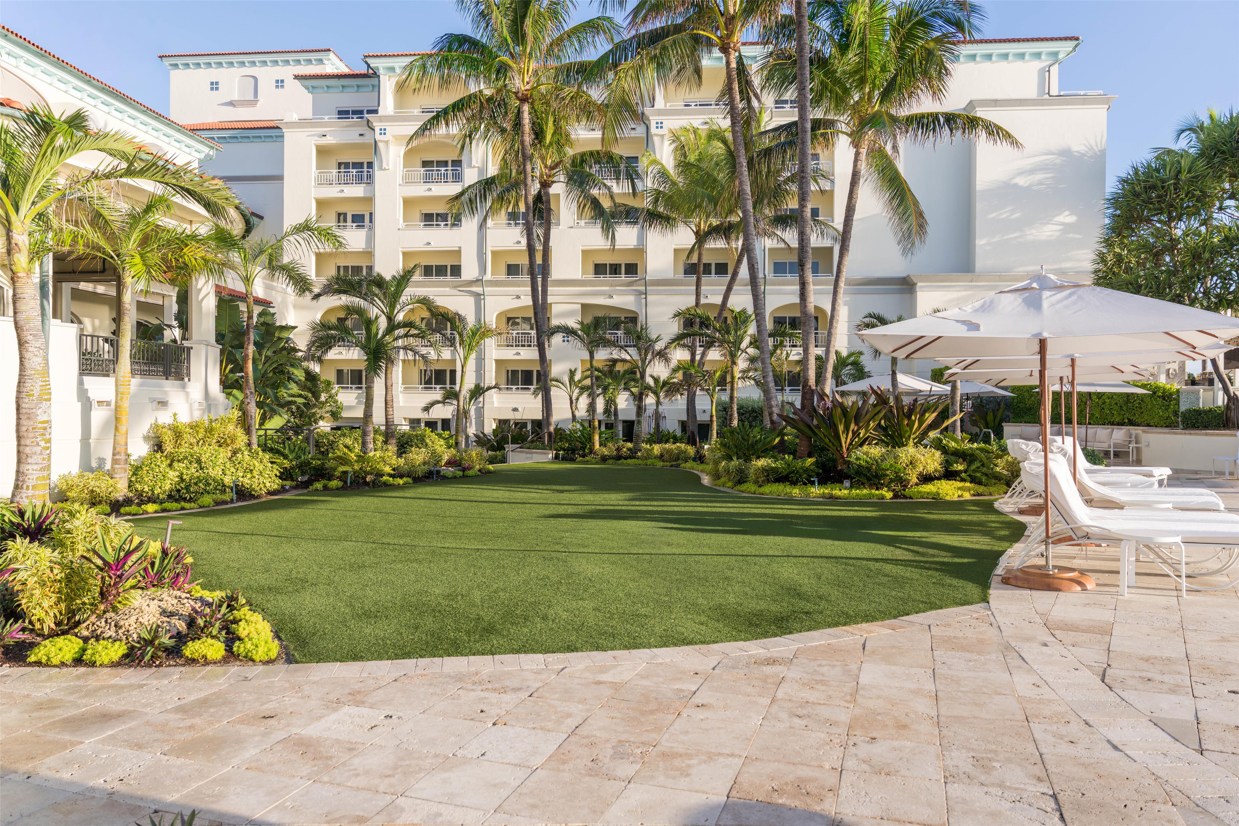 Resort Lawn | Eau Resort & Spa