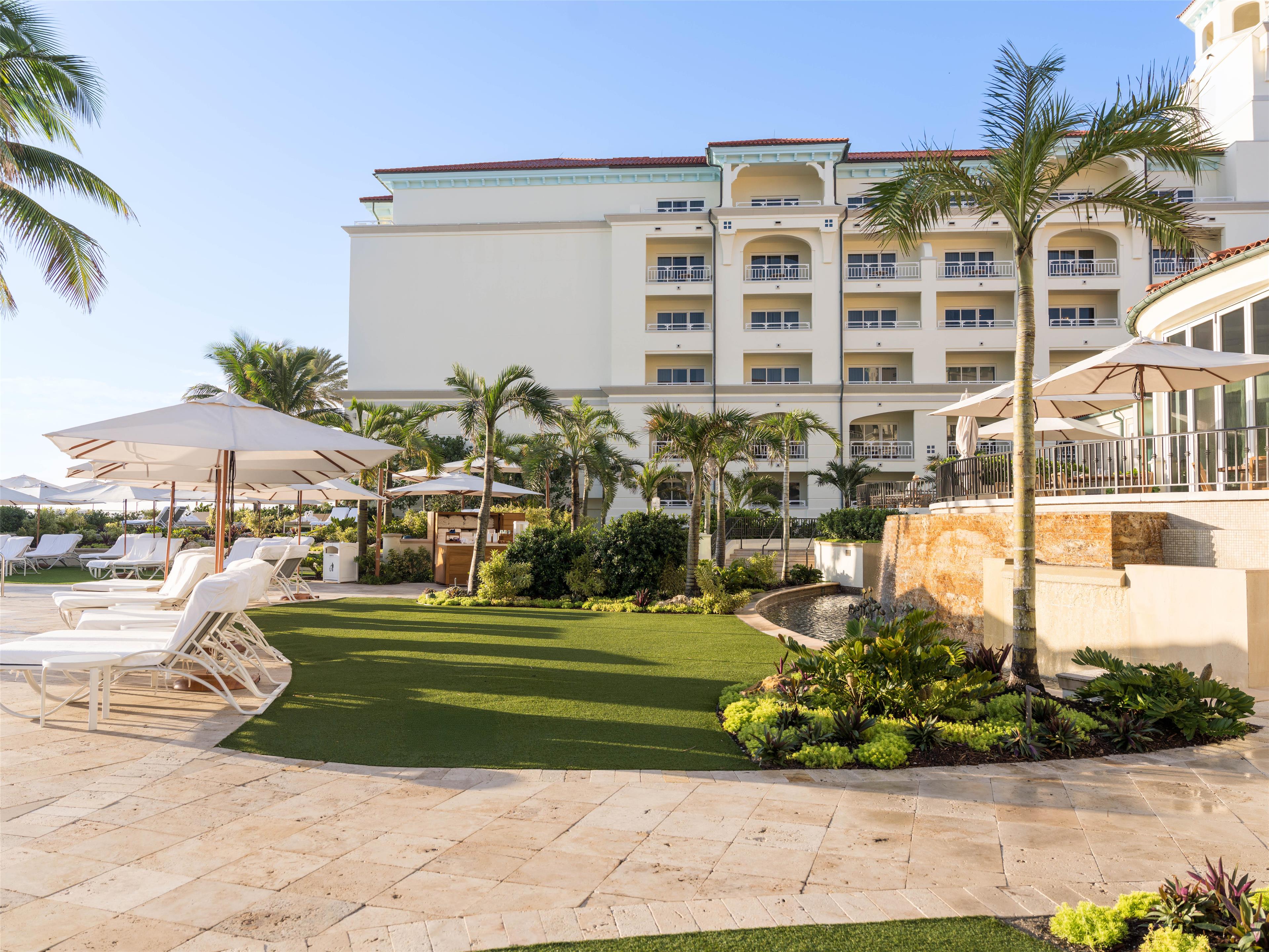 Resort Lawn