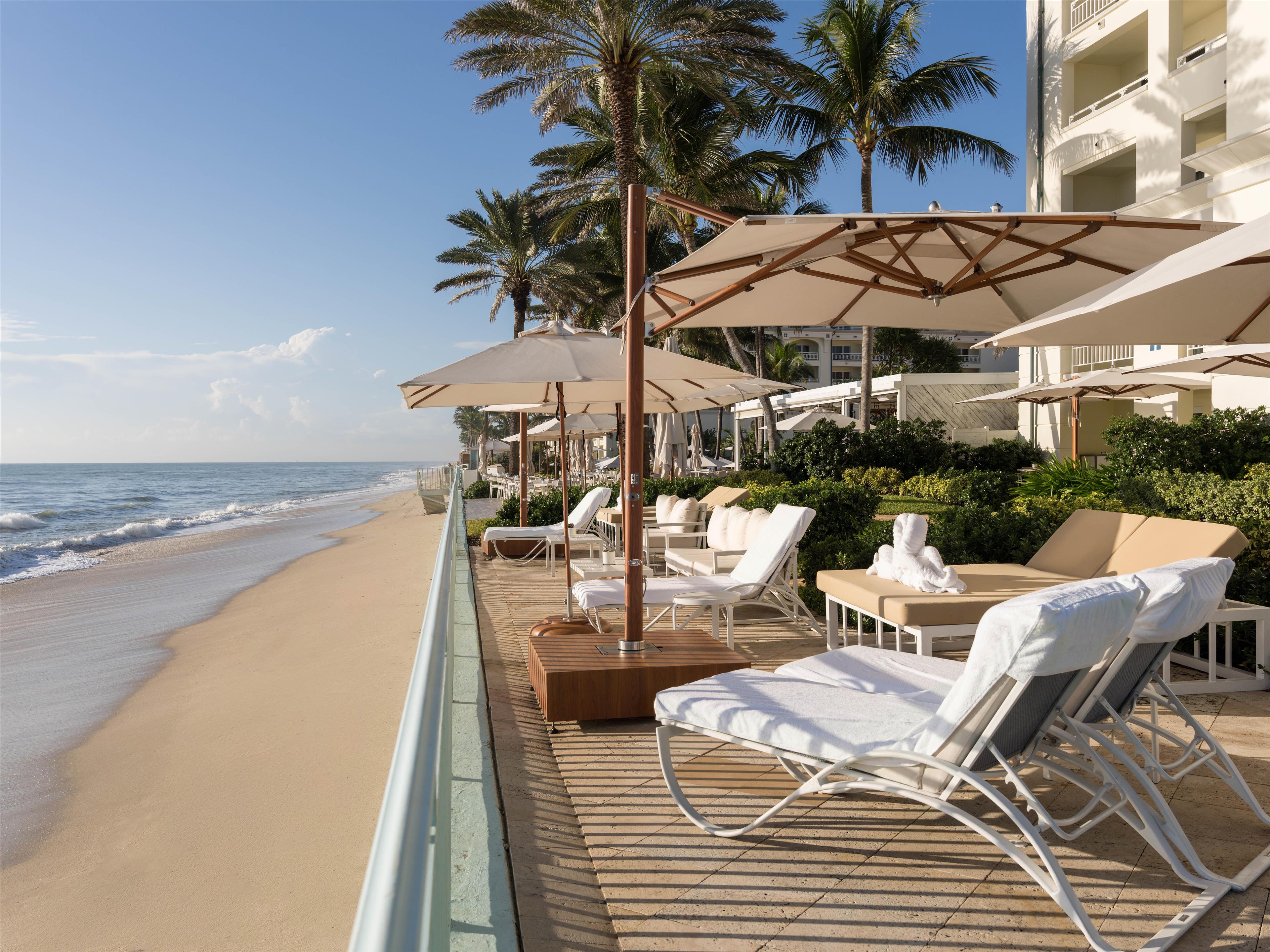 Private Daybed | Eau Resort & Spa