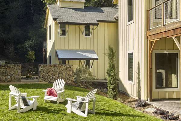 Exterior view - Farmhouse Inn & Restaurant Forestville