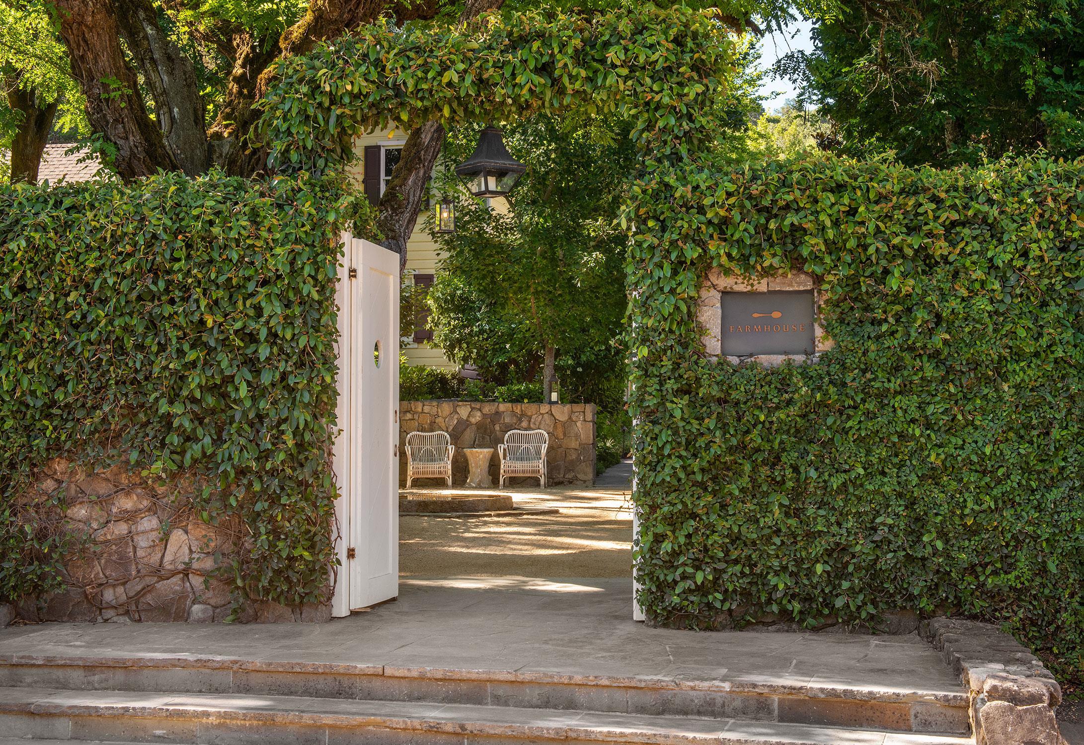 Hotel Exterior Farmhouse Inn, Healdsburg California | Farmhouse Inn
