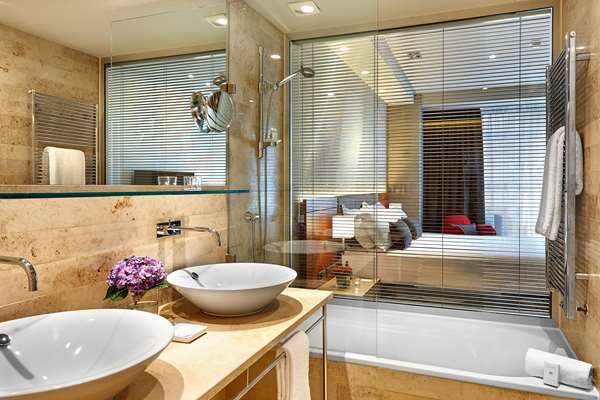 GRAN HOTEL DOMINE - Photo 36