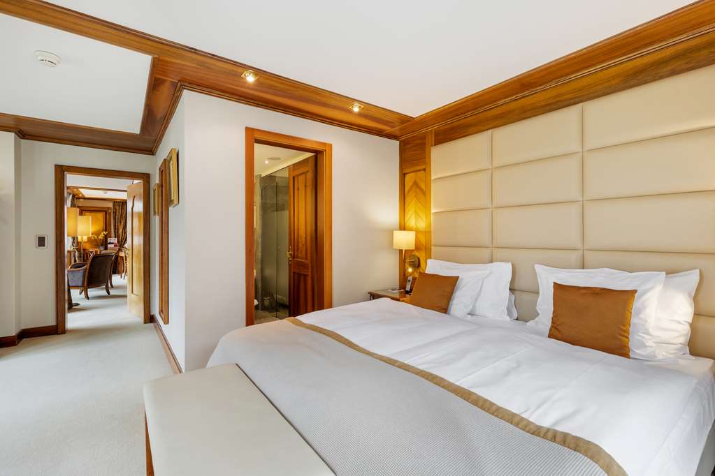 GRAND HOTEL ZERMATTERHOF LVX - Photo 35