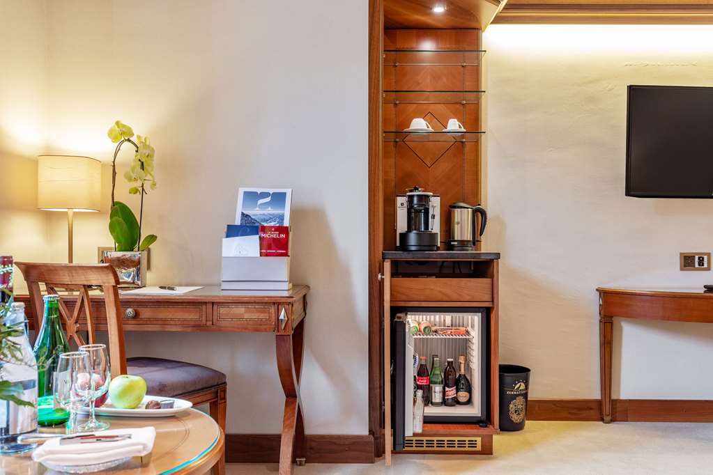 GRAND HOTEL ZERMATTERHOF LVX - Photo 27