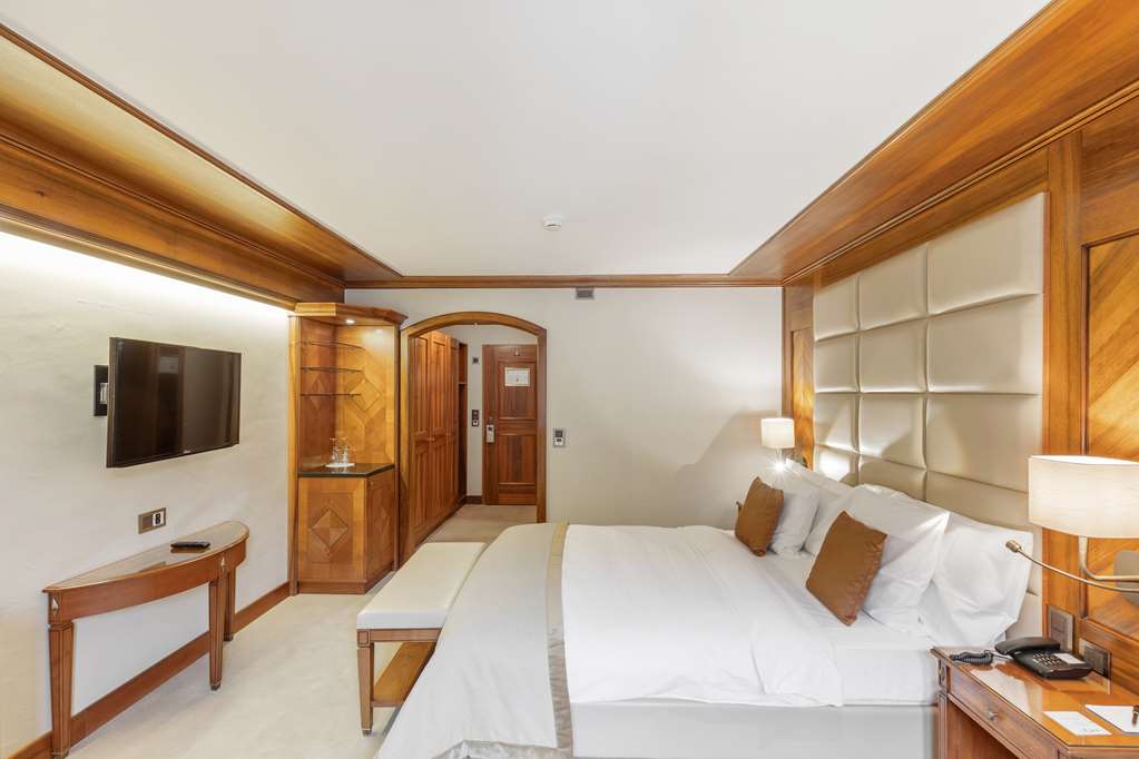 GRAND HOTEL ZERMATTERHOF LVX - Photo 23