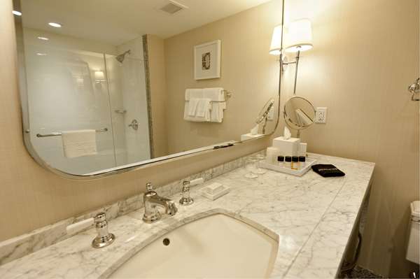  - Hanover Inn Dartmouth