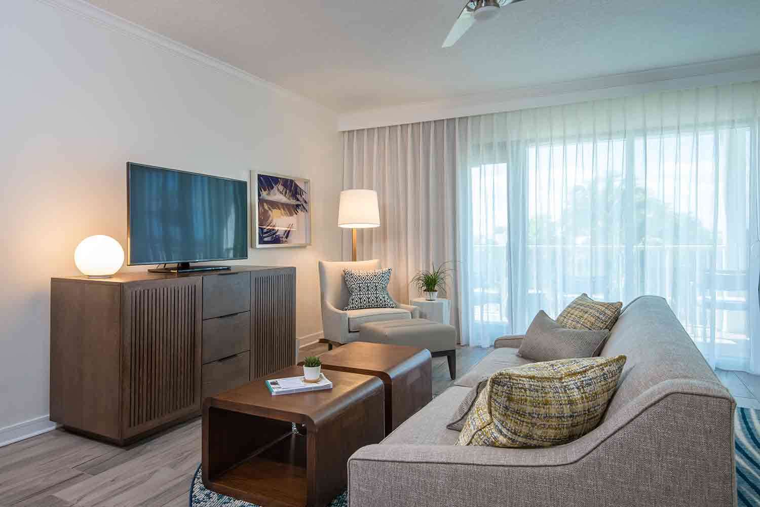 Island View King Junior Suite