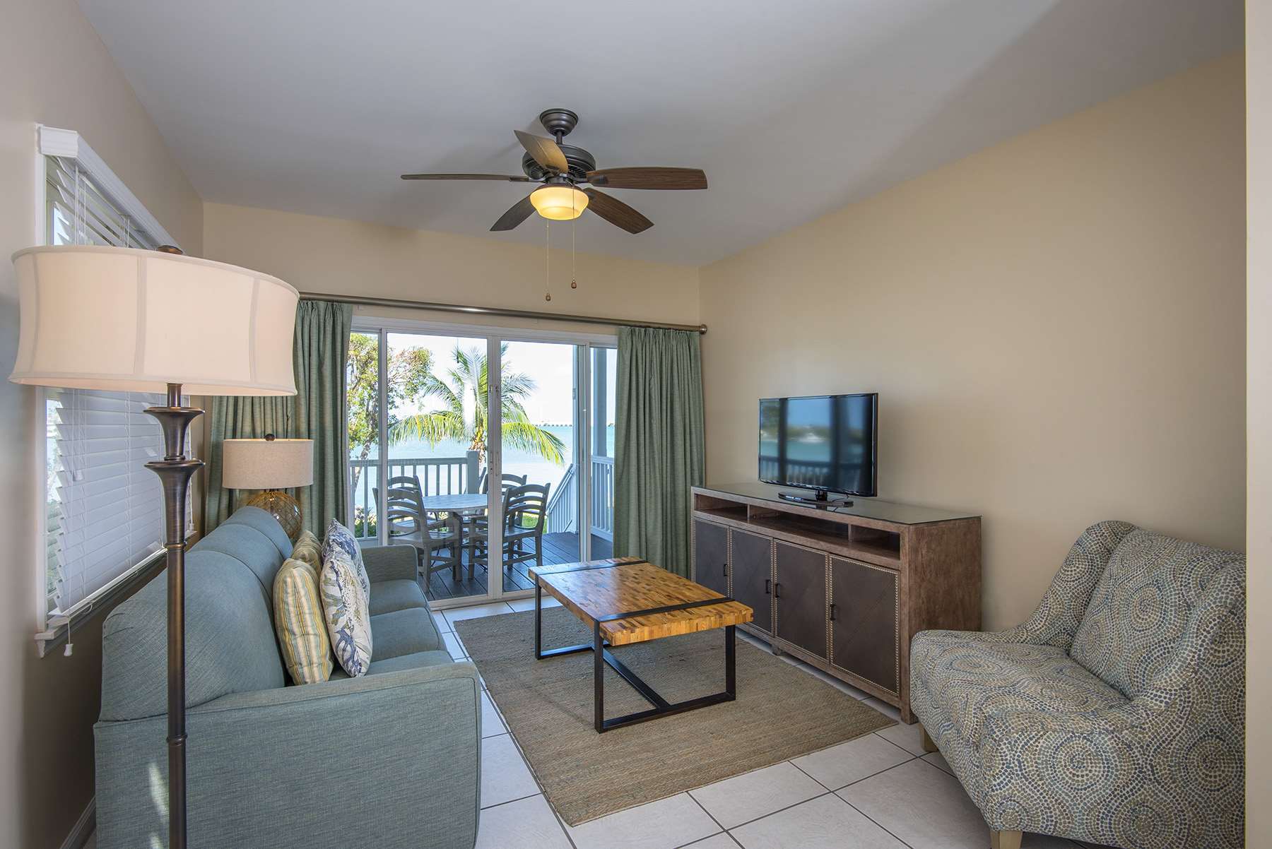 2 bedroom Townhome Villa