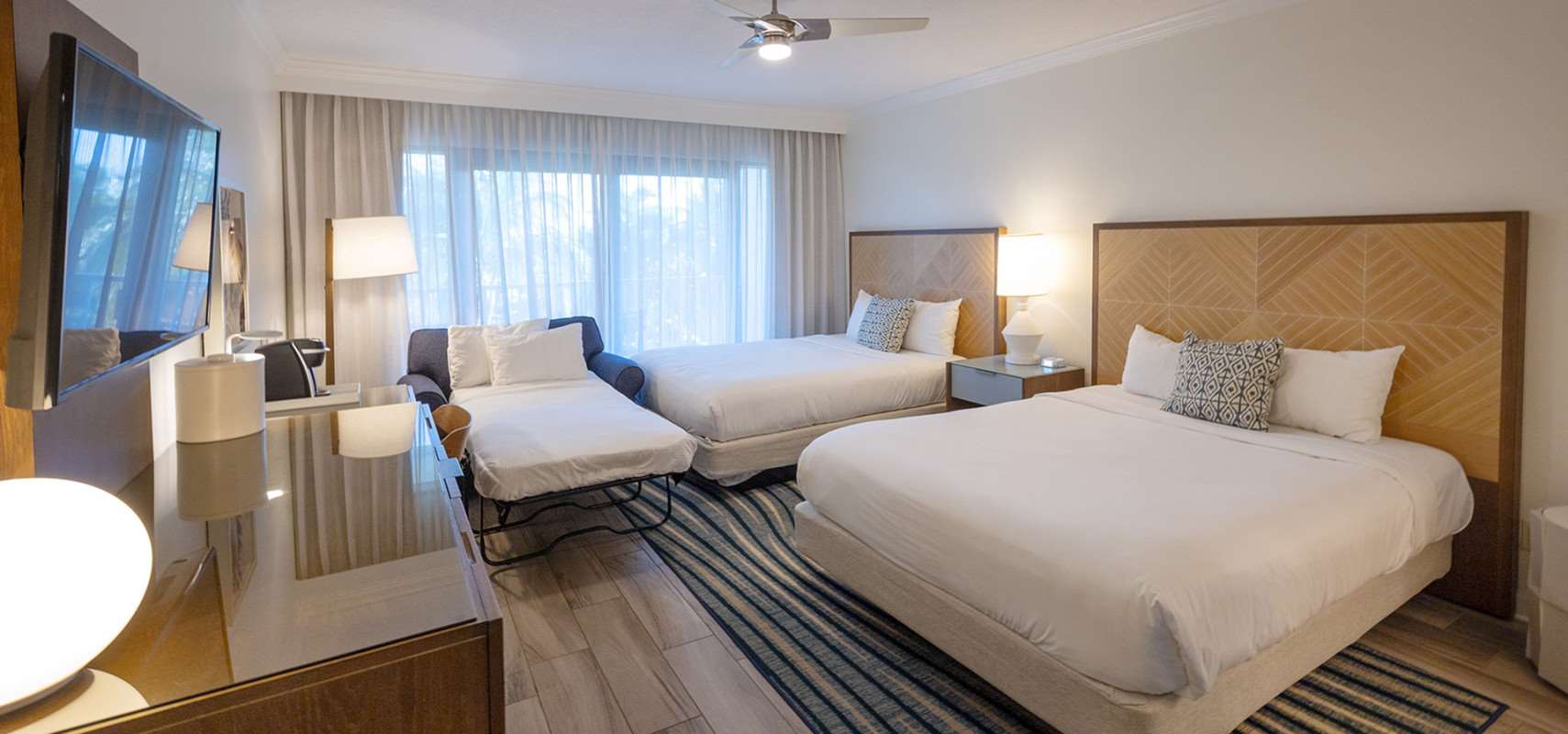 HAWKS CAY GUEST ROOM QUEENS TH SLEEPER