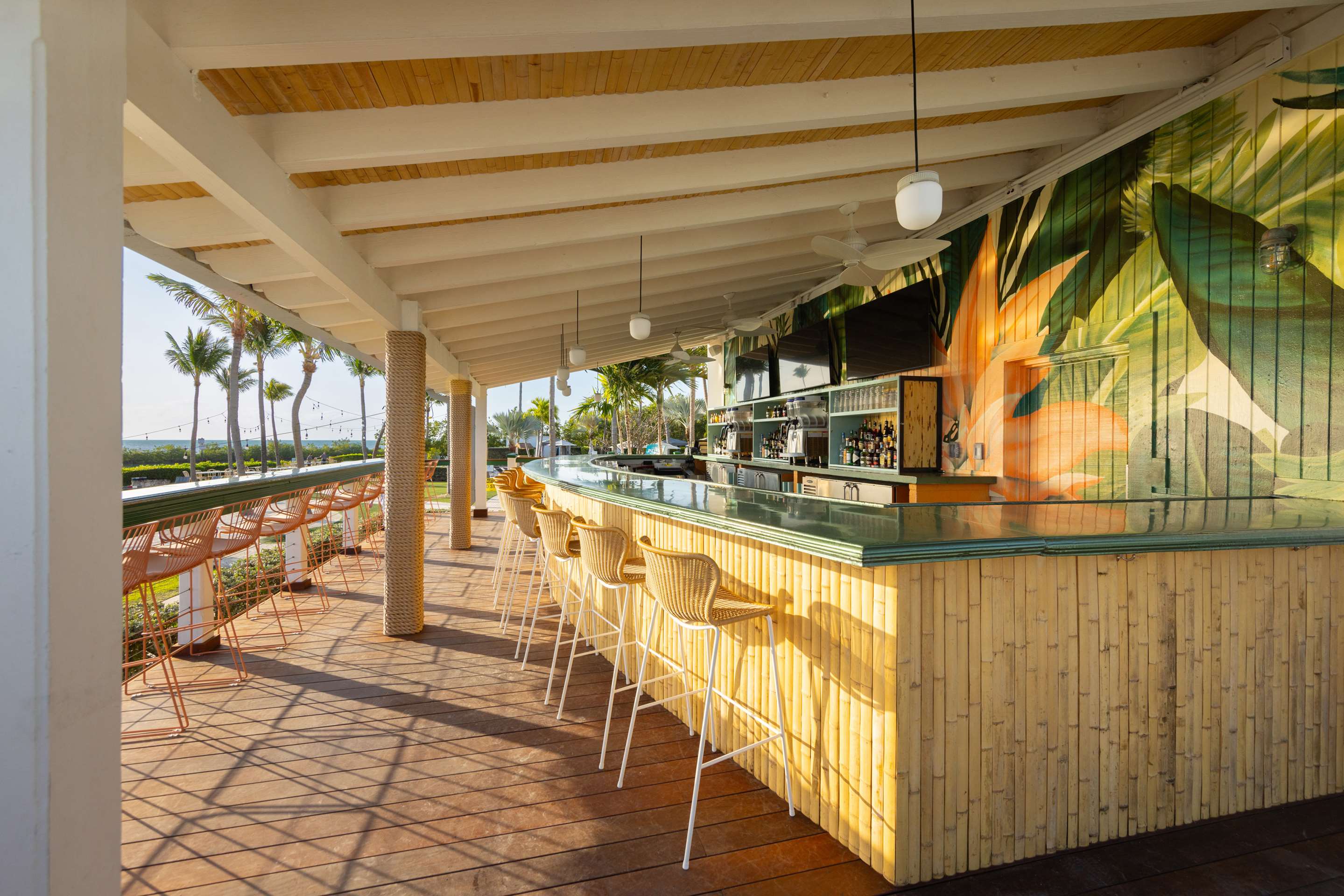 Hawks Cay Pilar Bar | Hawks Cay Resort