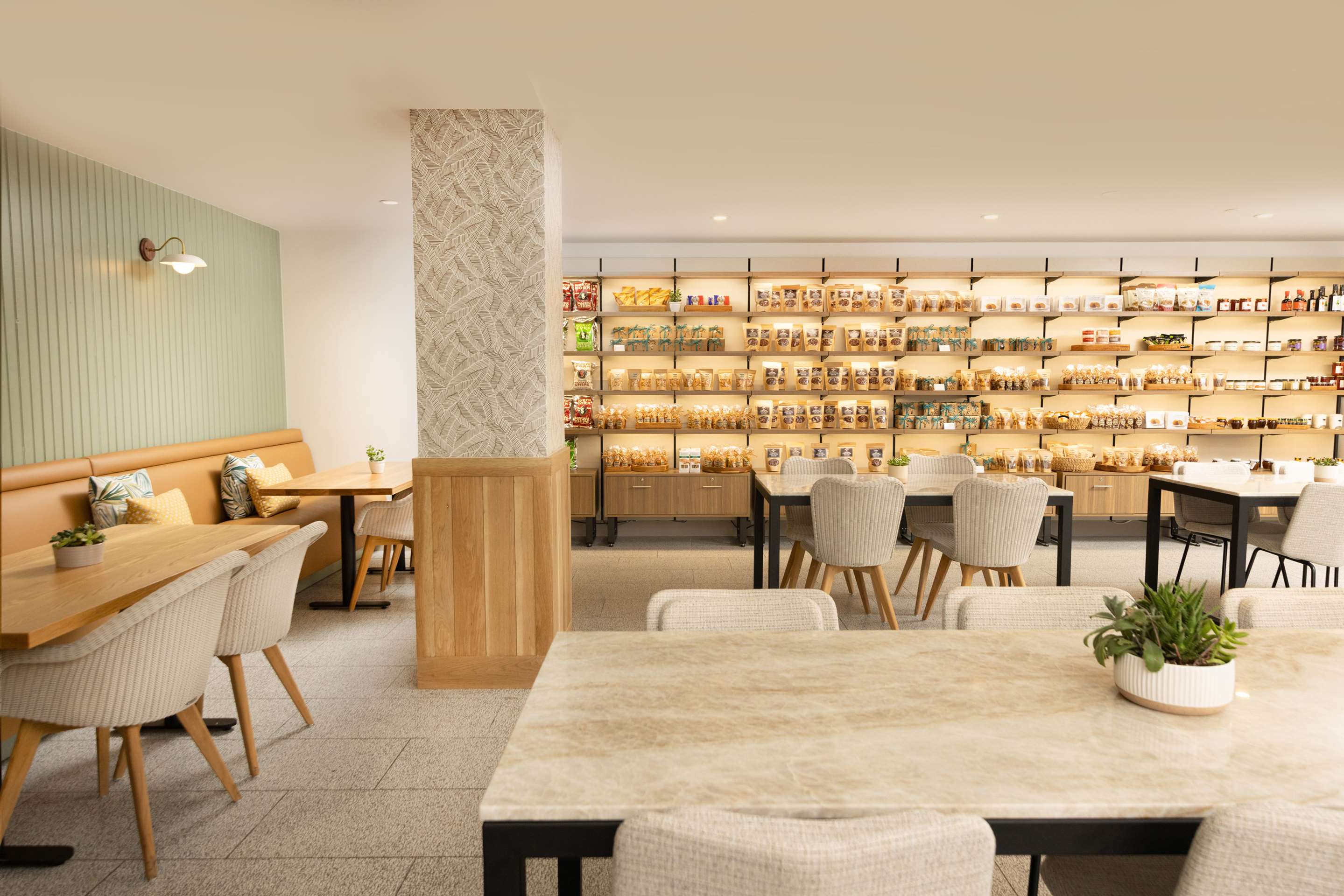 Hawks Cay Marketplace | Hawks Cay Resort