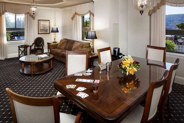 Suite - Historic Hotel Bethlehem