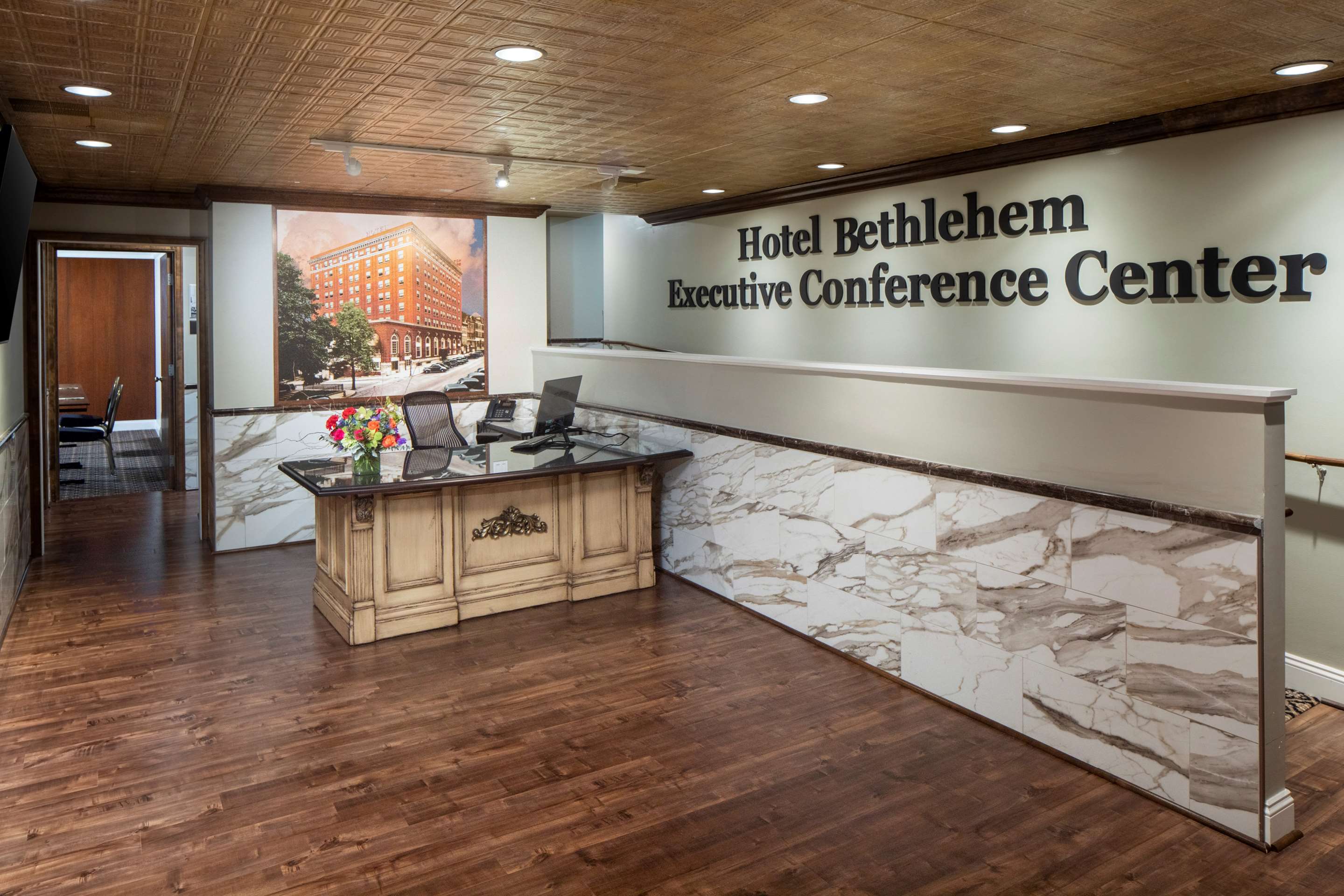 BETH ECC lobby HR x | Hotel Bethlehem, A Historic Hotel of America